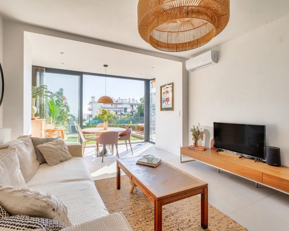 Antibes Peyregoue - Superb Garden-Level Apartment in a Secure Residence with Sea View