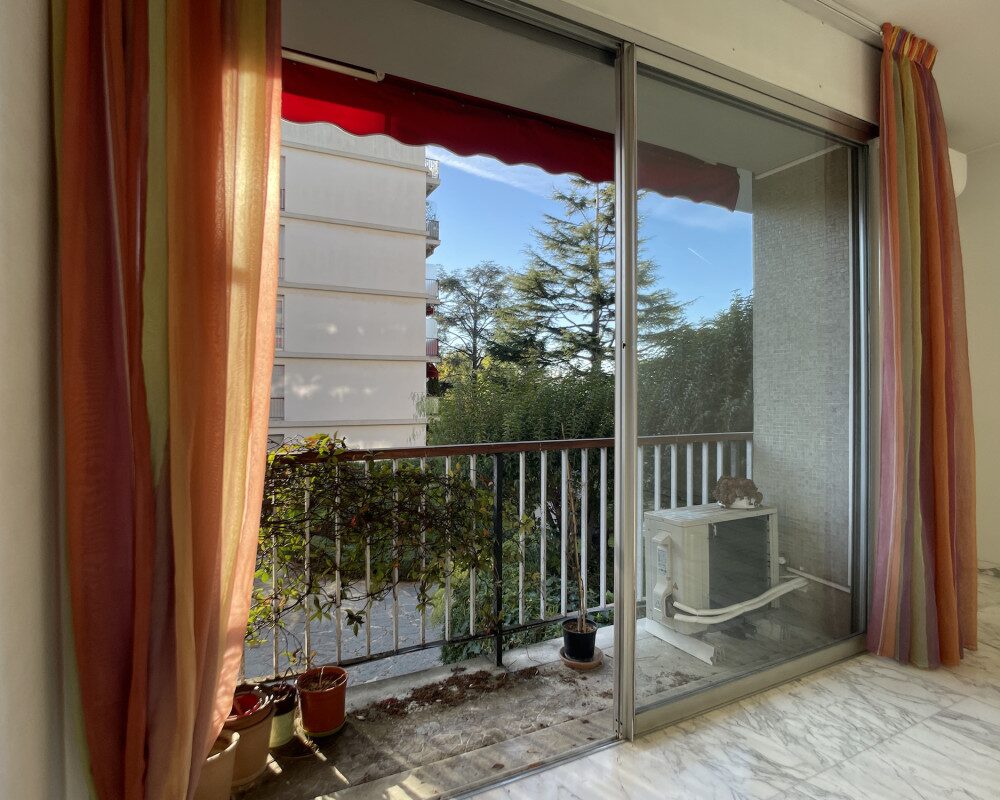 Cimiez Nice - Spacious 2 bedroom Apartment in Residence