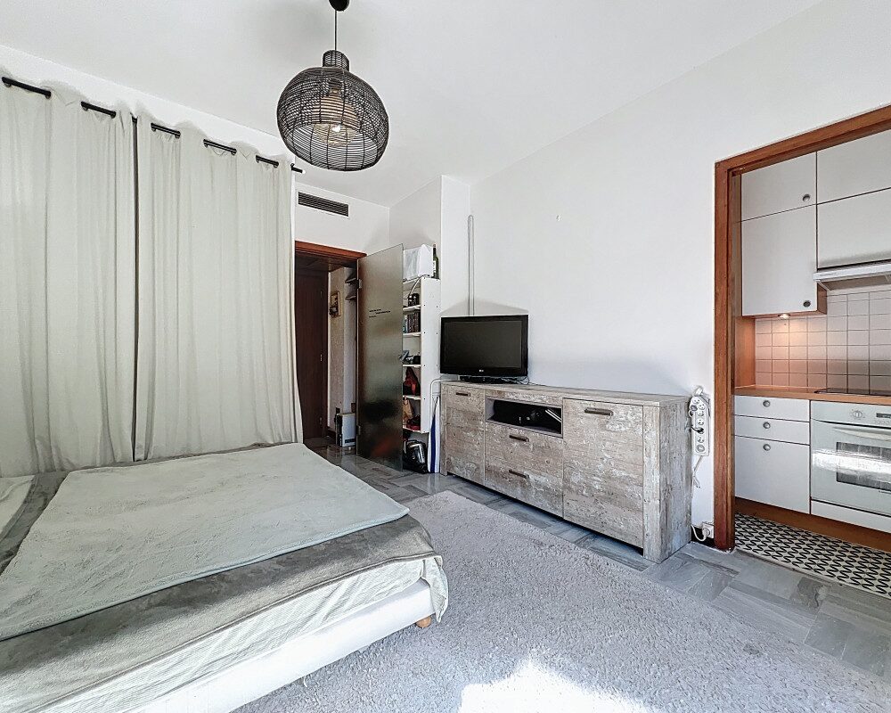 Nice Cimiez Cemenelum - Beautiful 26 sqm studio with Balcony in a Prestigious Secure Residence