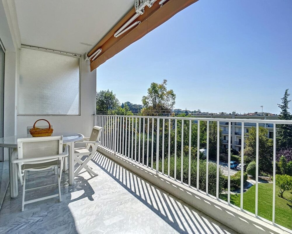 Coeur Cimiez - Spacious 97 sqm 2 bedroom Apartment in a Luxury Residence  