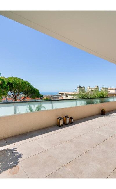 152 m² rooftop terrace apartment for sale in Nice Cimiez, luxury residence
