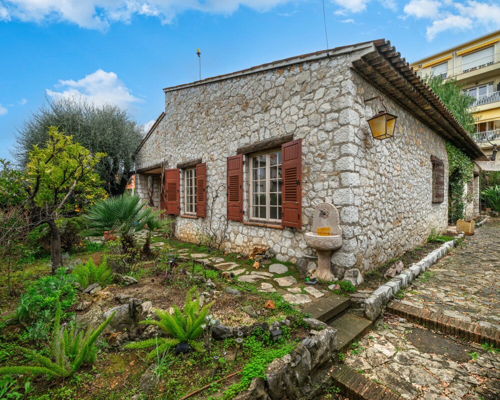 Nice Cimiez - Charming single-story house with Andalusian charm near the Chagall Museum
