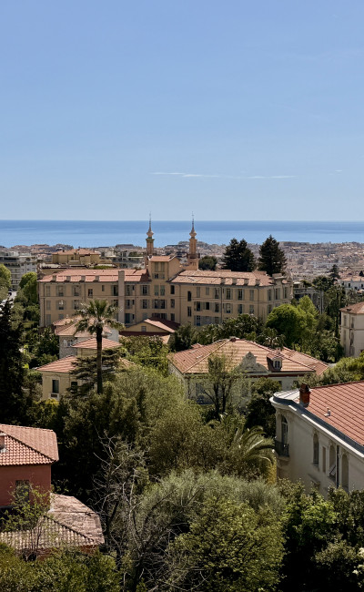 Cimiez, Nice: 2-bedroom apartments for sale in Jardins de Cemenelum