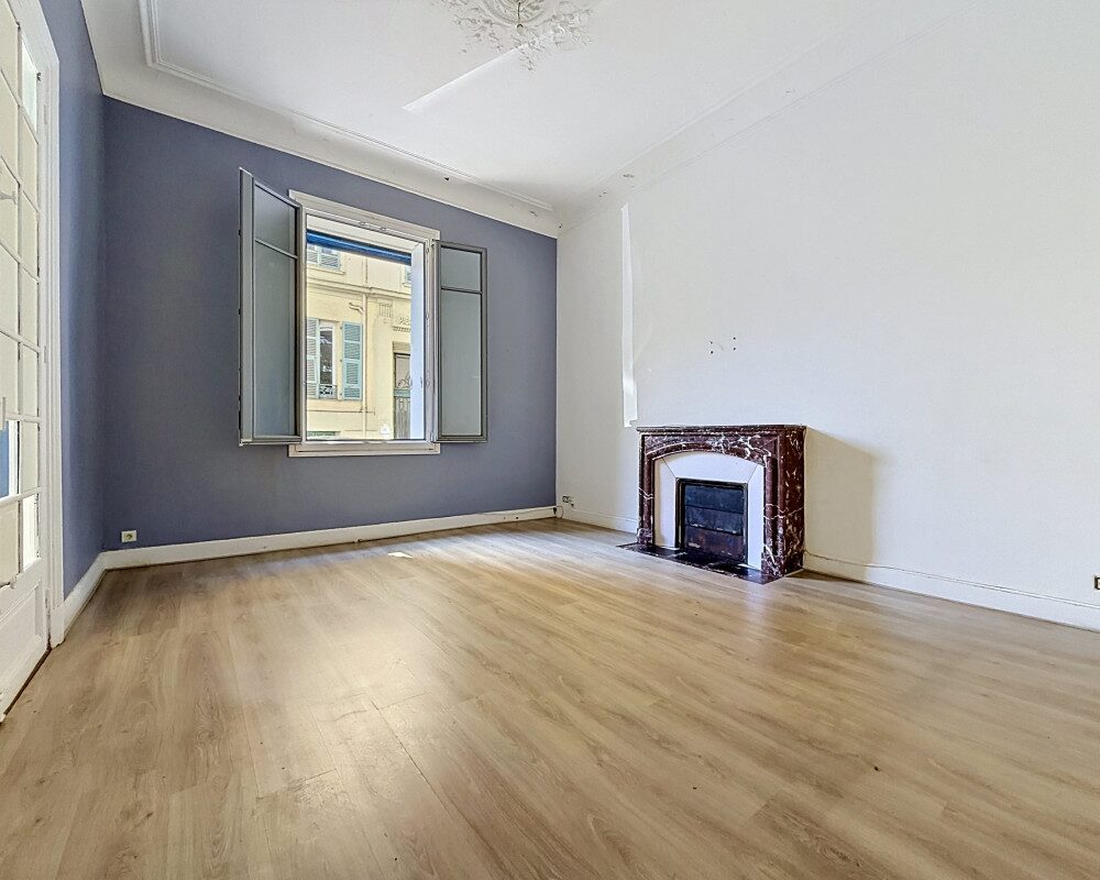 Nice Wilson - Vaste 4 pièces  98 m2 dans immeuble bourgeois