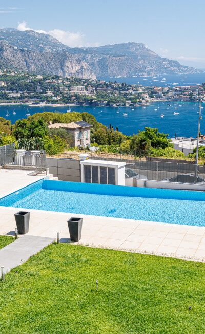 Villa di lusso con architettura Art Déco e vista mare al Mont Boron, Nizza