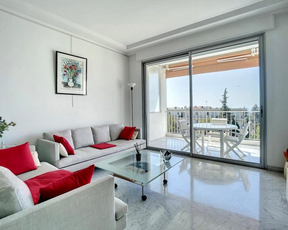  Coeur Cimiez - Spazioso trilocale di 97 m2 in una residenza di lusso  