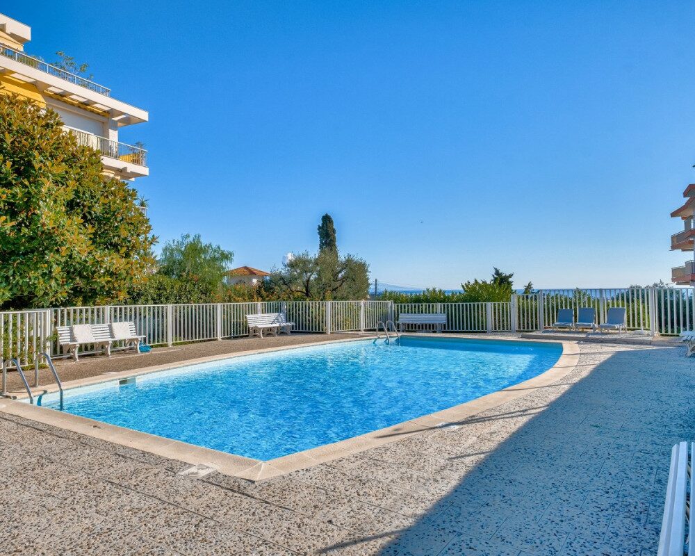 Antibes Peyregoue - Splendido appartamento al piano terra in un residence protetto con vista mare