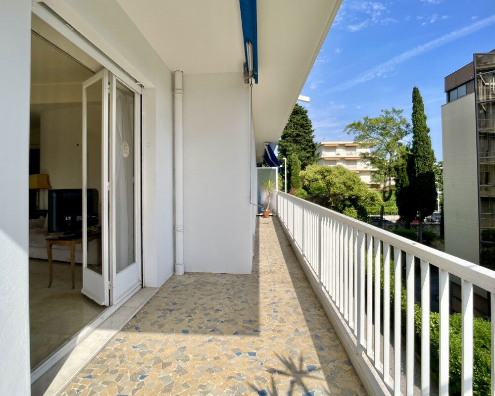 Grand 3 piÃ¨ces avec terrasse dans copropriÃ©tÃ© de standing