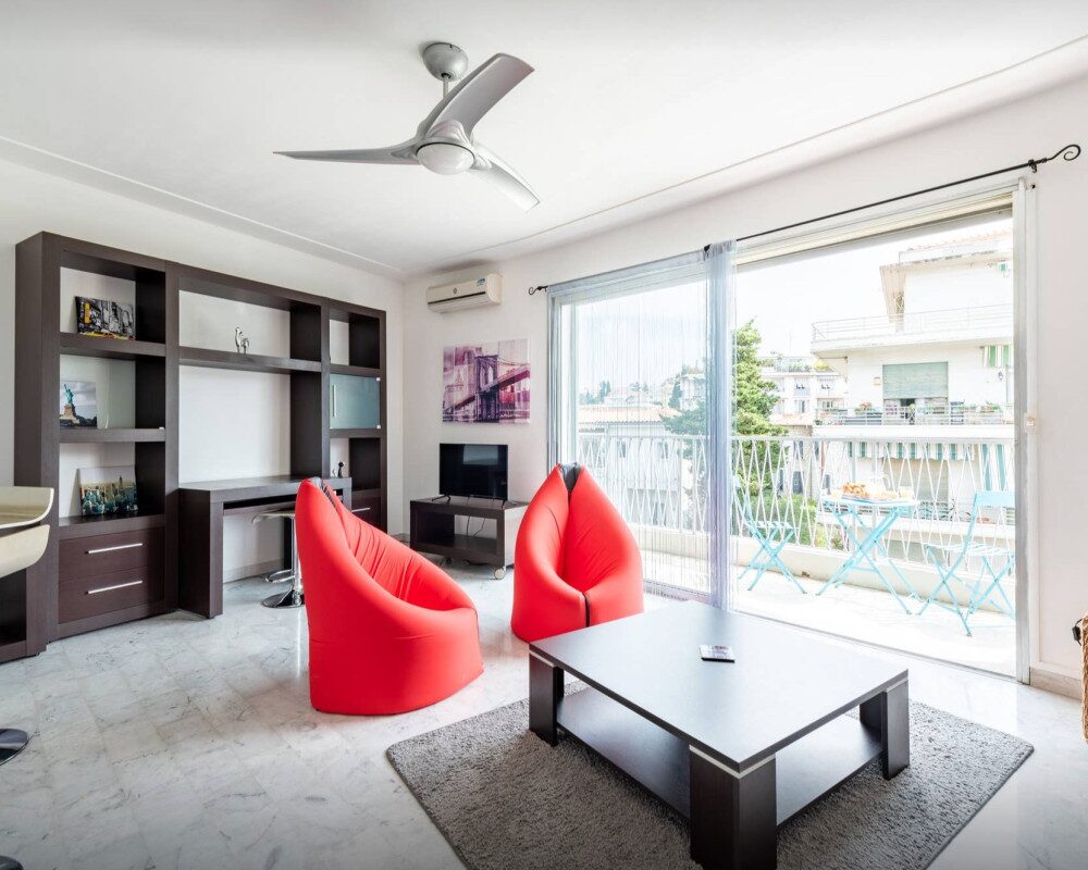 Nizza - Bel monolocale nel cuore di Cimiez 33 m2 in residenza di lusso      