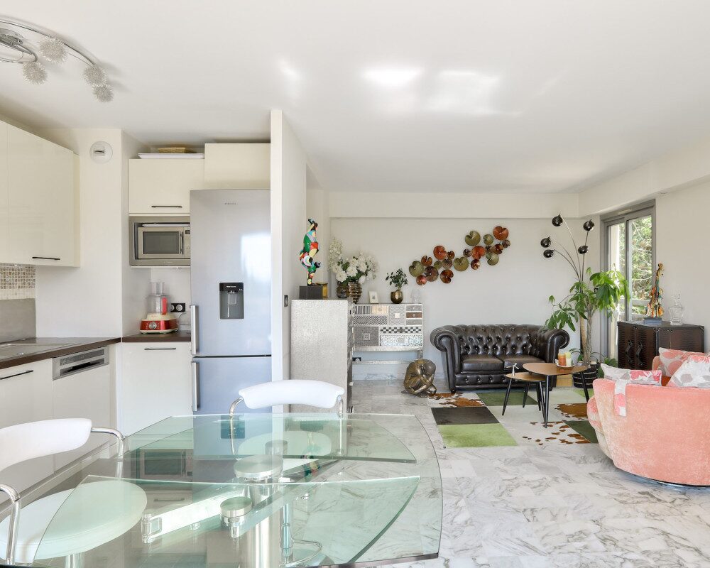 Nizza Valrose - 4 camere all'ultimo piano con terrazza