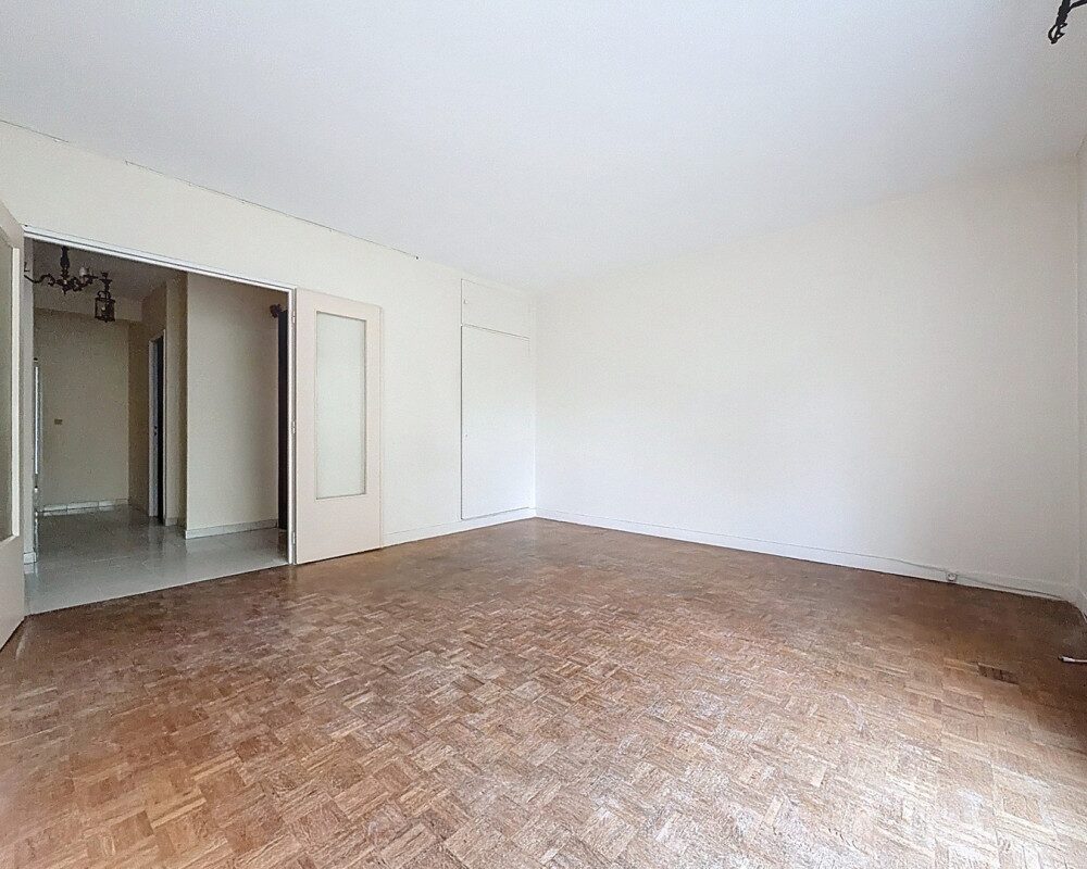 Nice Cimiez - Casa familiare di 3 locali da ristrutturare