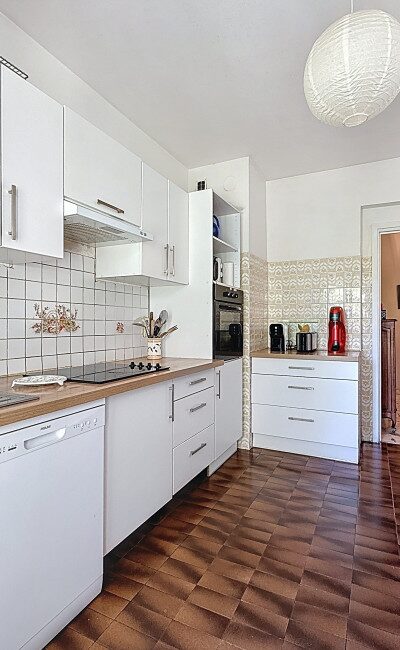 Appartamento a Nizza Chambrun con cucina separata, ideale per famiglie