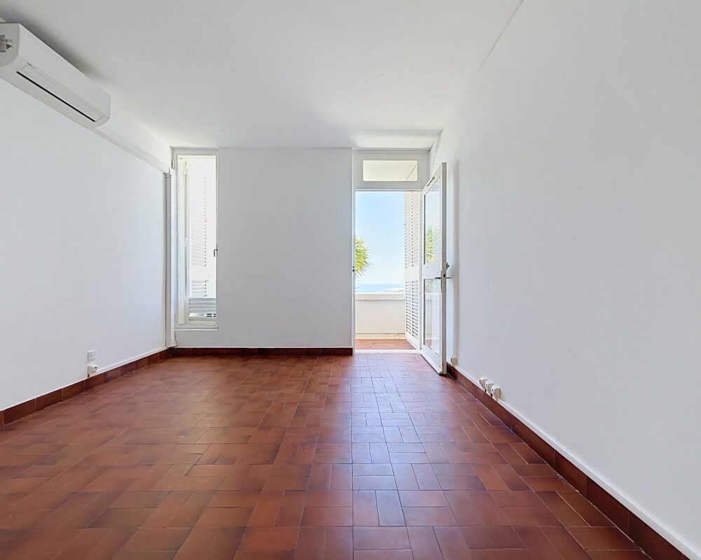 Appartamento  - Monolocale  - 18.49 m² -  150.000 € - In vendita 