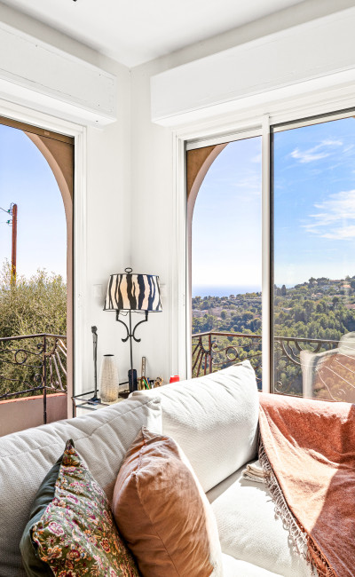 maison 5P avec superbe vue mer à Falicon