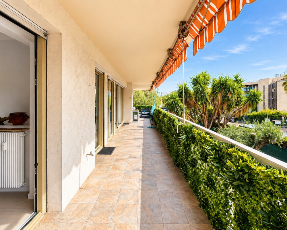 Appartamento  - 5 stanze  - 122.78 mÂ² -  710.000 â¬ - In vendita 