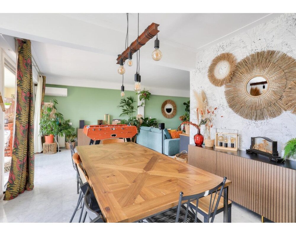 Nice Cimiez - Beau 4 piÃ¨ces 110 mÂ² entiÃ¨rement rÃ©novÃ© dans rÃ©sidence avec jardin  