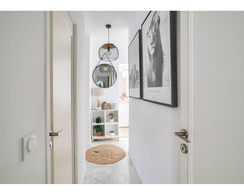 Nice Cimiez - Beau 4 piÃ¨ces 110 mÂ² entiÃ¨rement rÃ©novÃ© dans rÃ©sidence avec jardin  