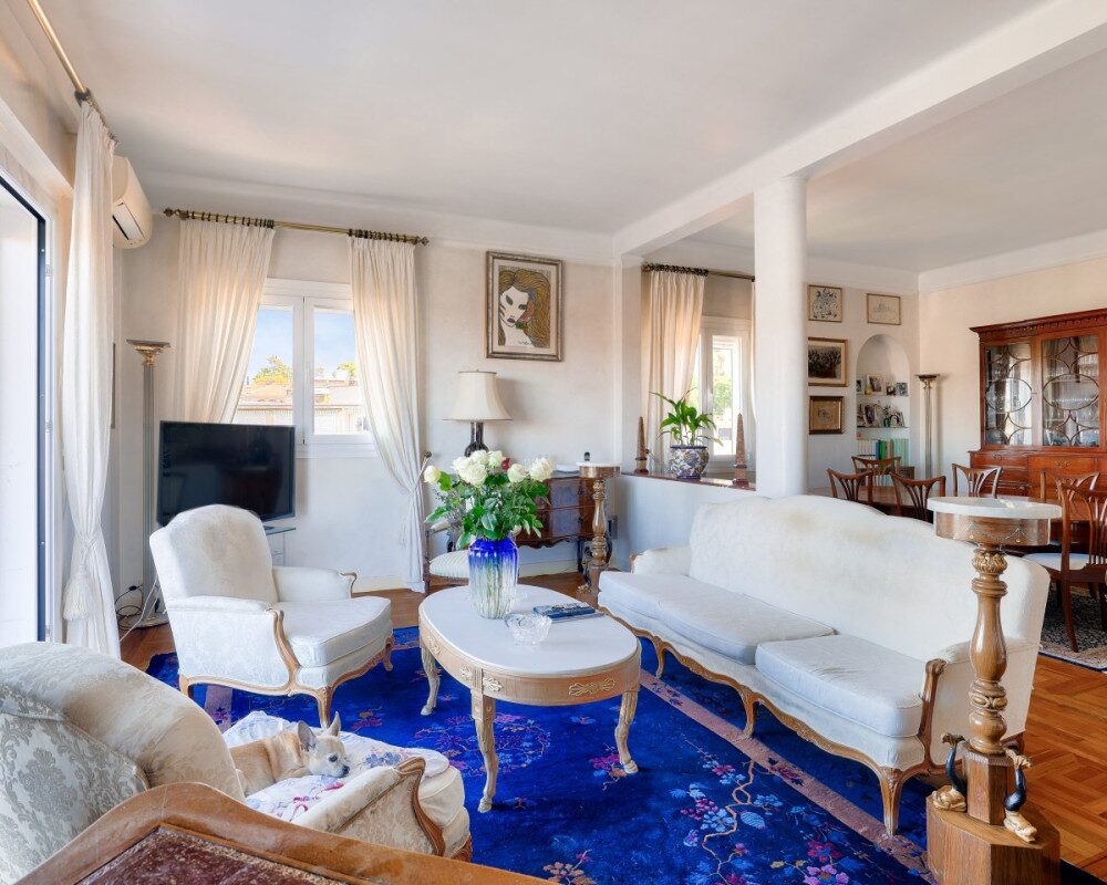 Nice - Rare Ã  la vente â Spacieux 3/4 piÃ¨ces en dernier Ã©tage avec vue mer, quartier Cimiez