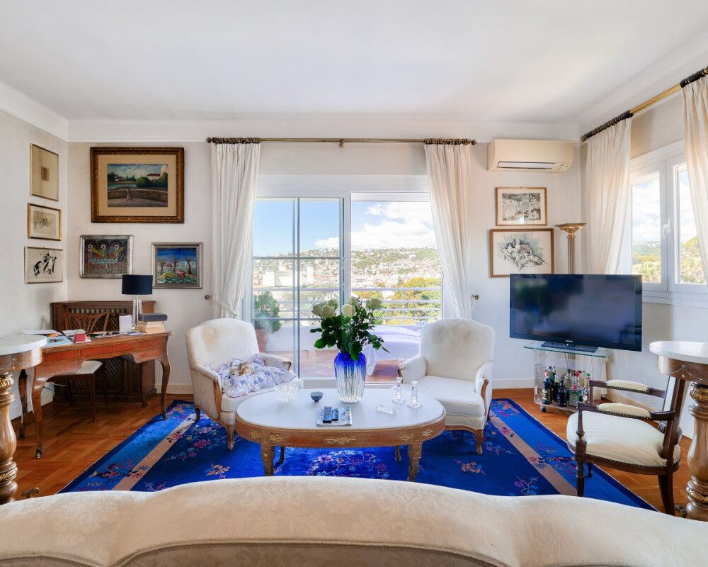 Nice - Rare Ã  la vente â Spacieux 3/4 piÃ¨ces en dernier Ã©tage avec vue mer, quartier Cimiez