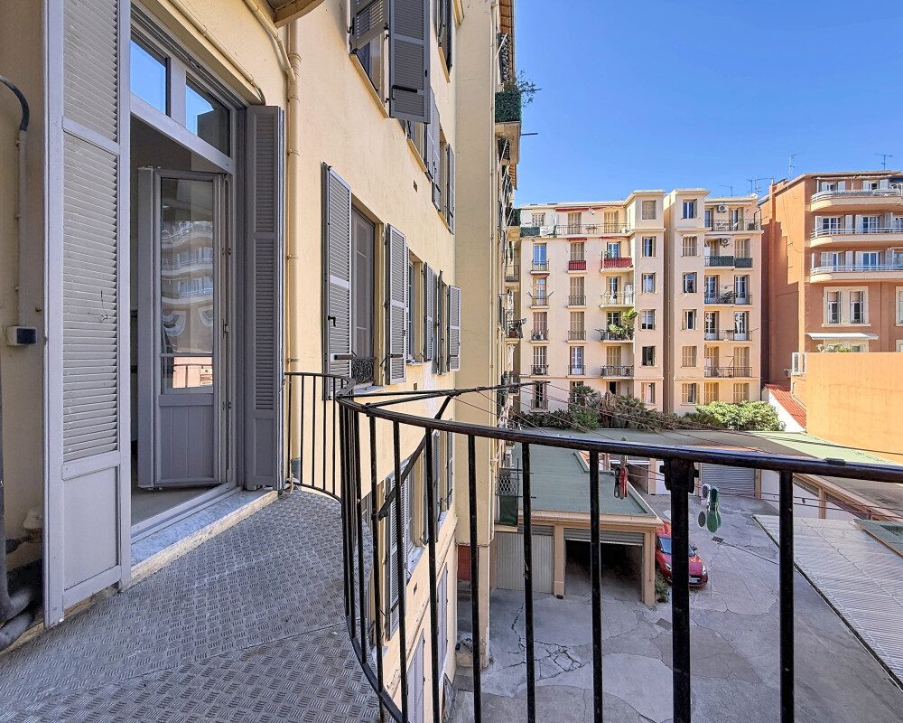 Appartement  - 4 pièces  - 141.0 m² -  1 150 000 € - À vendre 