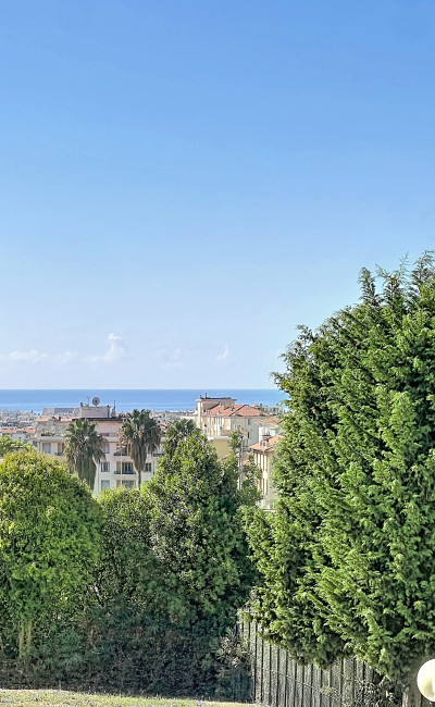 Appartement Nice le ray vue mer
