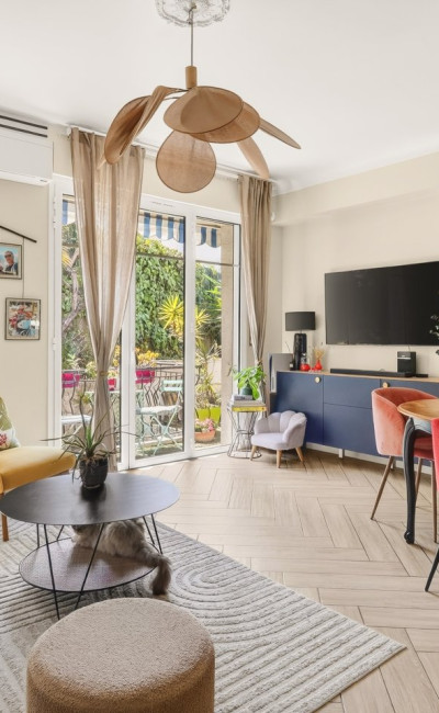 Appartement de 3 pièces rénové dans un esprit contemporain